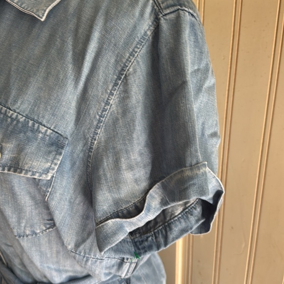 UNTUCKit Woman’s Denim Terry Button Down Collared Belted Dress - Picture 5 of 14